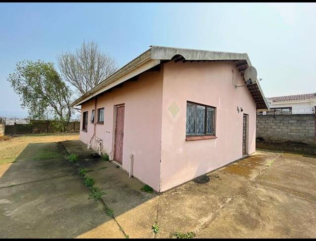 3 BEDROOM HOUSE FOR SALE IN GLENWOOD